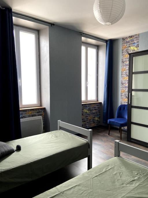 la maison du dauphin Marans  Extérieur photo